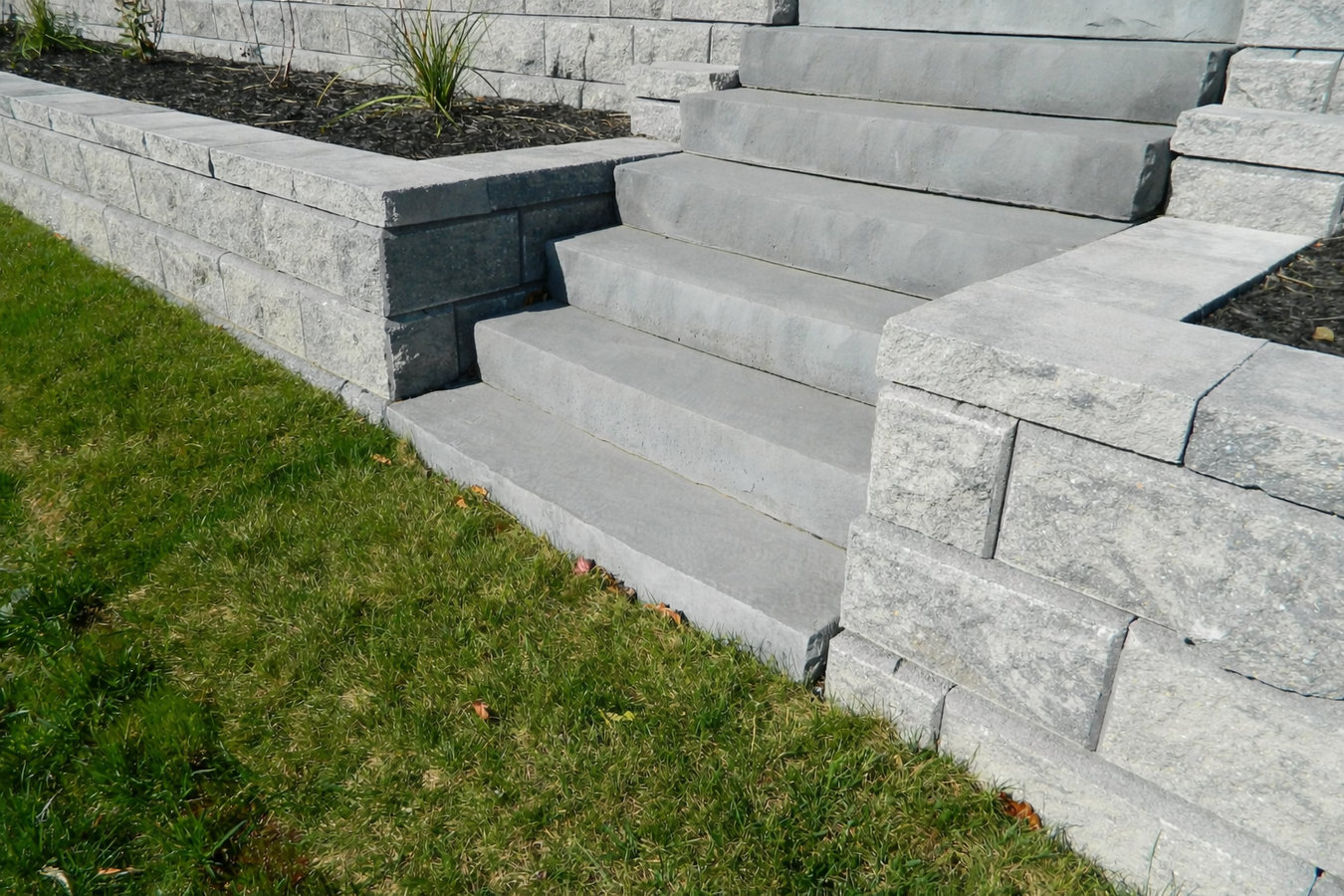 Concrete steps construction in Mission Viejo, CA